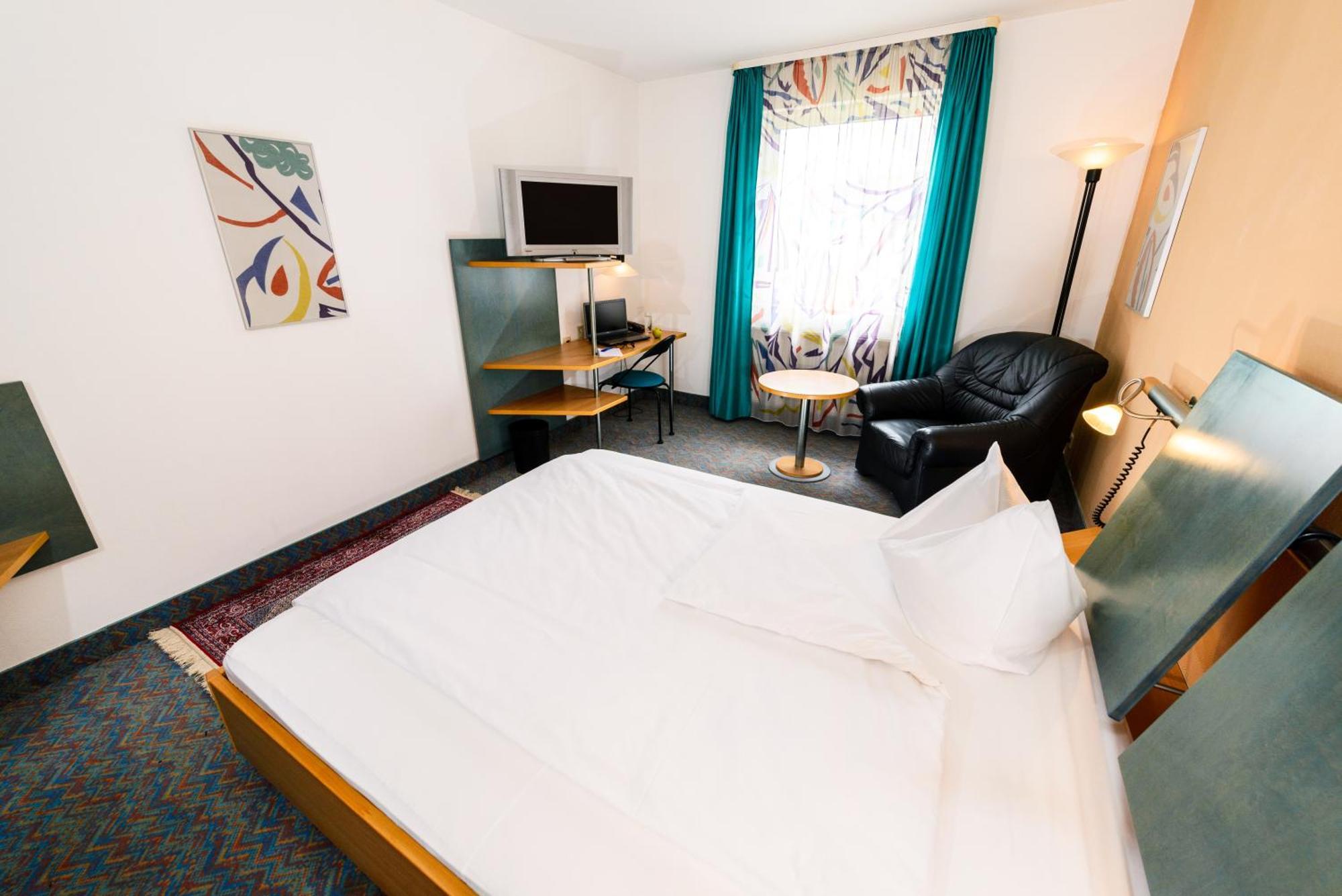 Hotel Residenz Schnelldorf ห้อง รูปภาพ