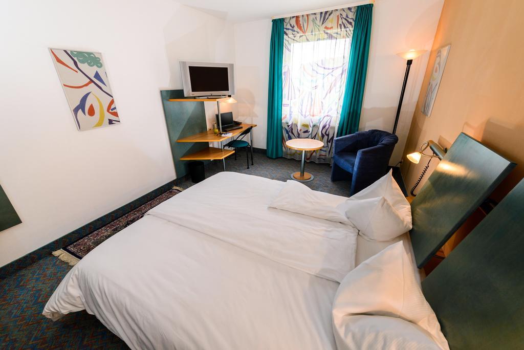 Hotel Residenz Schnelldorf ห้อง รูปภาพ
