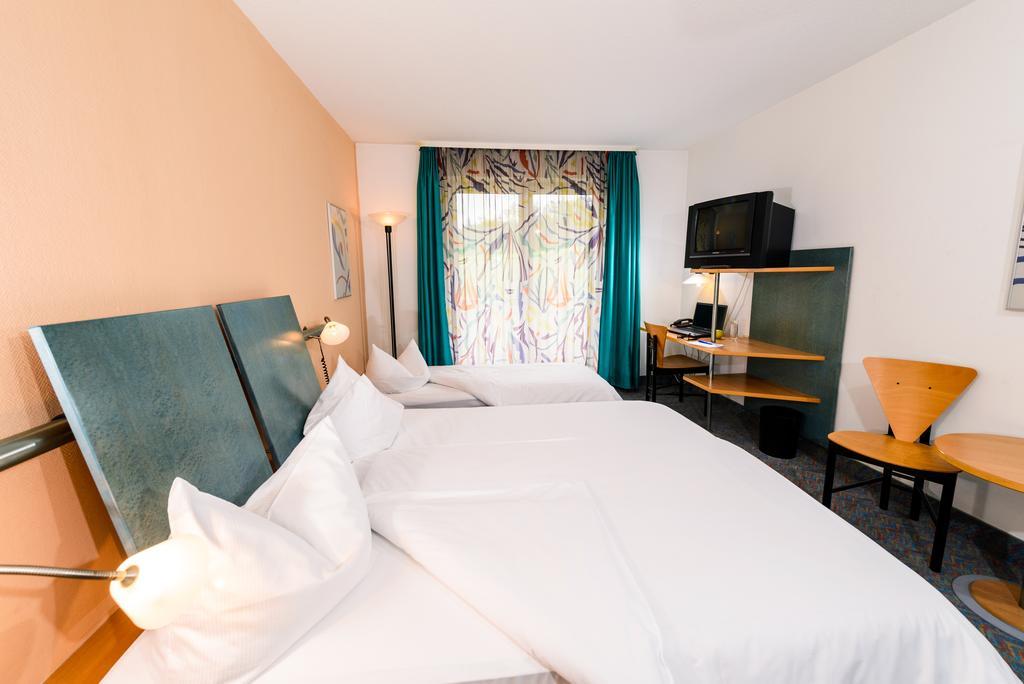 Hotel Residenz Schnelldorf ห้อง รูปภาพ
