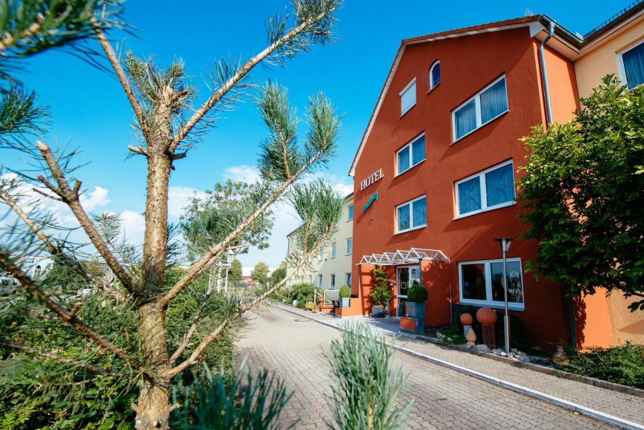 Hotel Residenz Schnelldorf ภายนอก รูปภาพ