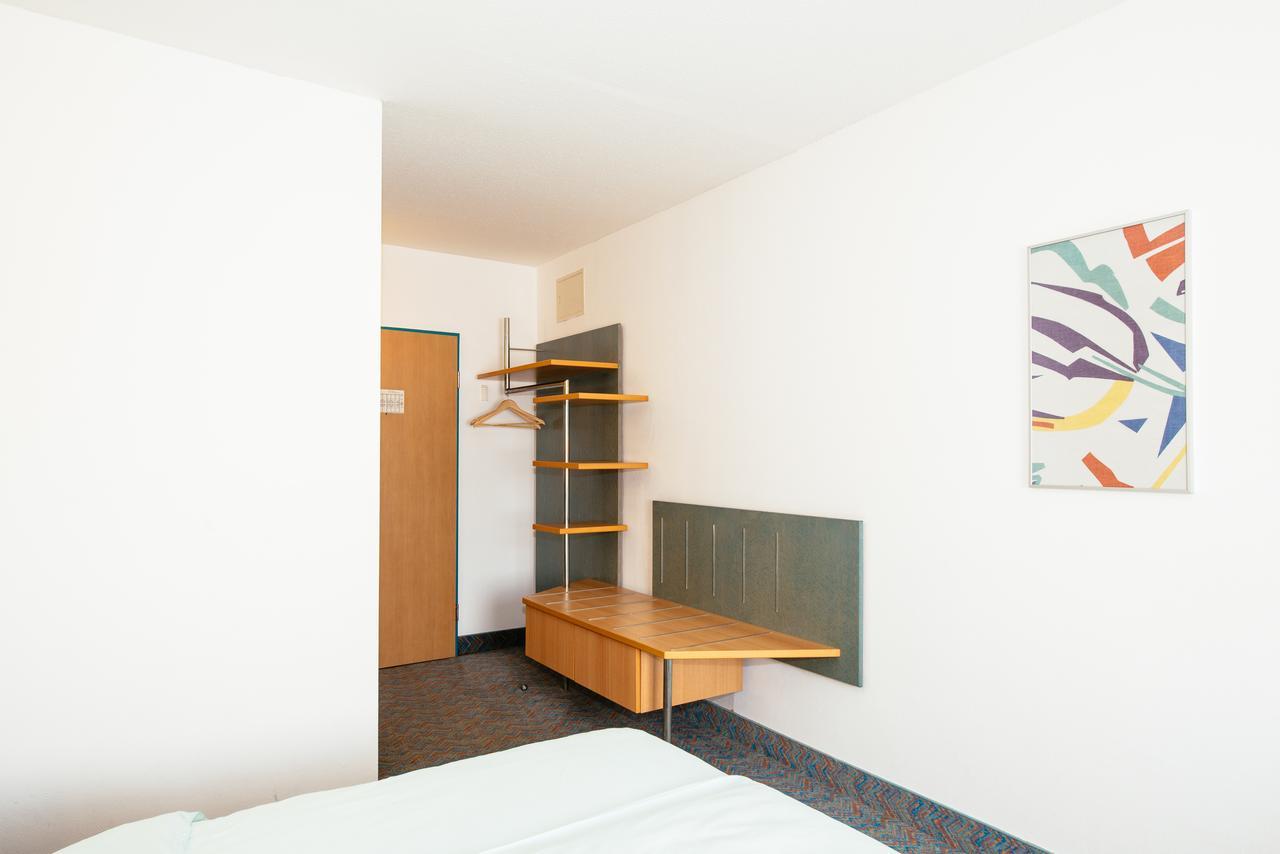 Hotel Residenz Schnelldorf ภายนอก รูปภาพ